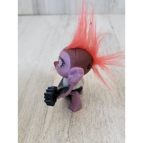 McDonald's trolls tour Queen Barb 2020 toy figure - Picture 3 of 4